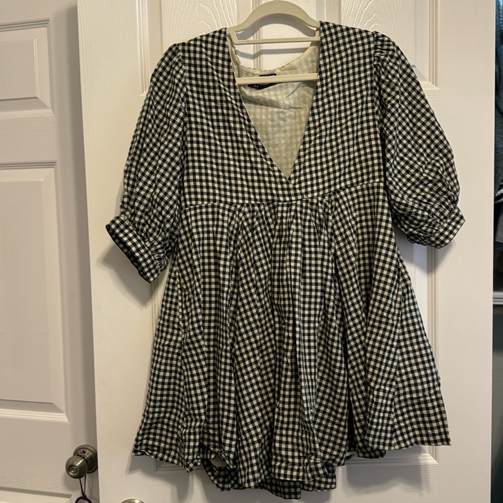 URBAN OUTFITTERS GINGHAM DRESS